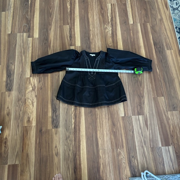 NWOT Entro Black Blouse with White/Cream Stitching - Picture 5 of 7